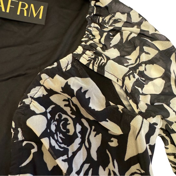 AFRM - Charmin Power Mesh Rouched Top - Picture 12 of 13